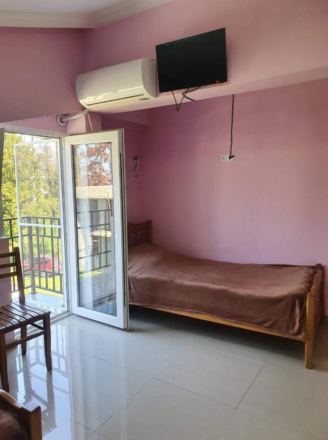 Hotel Lotus Ureki Kültér fotó