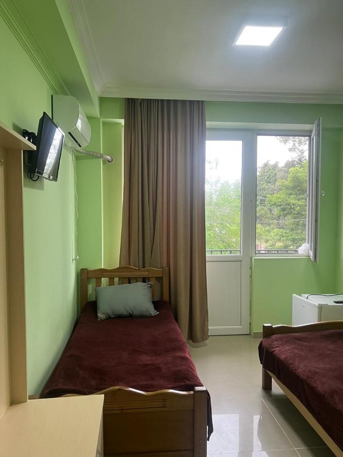 Hotel Lotus Ureki Kültér fotó