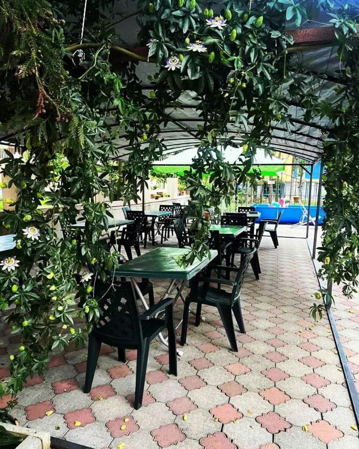 Hotel Lotus Ureki Kültér fotó